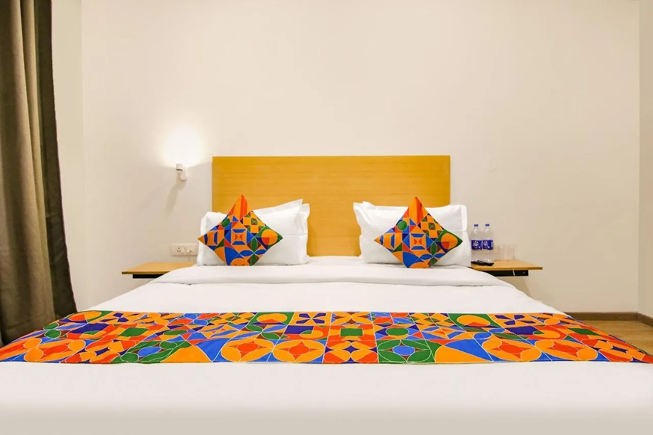 Hotel Fabhotel Elite 39 Gurgaon